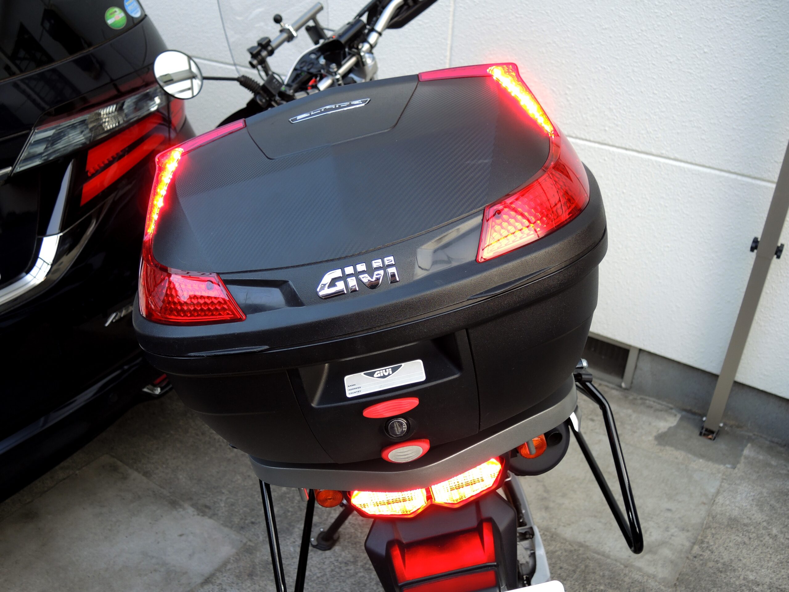 GIVI モノロックB47 汎用ベースプレート付 いとおしく